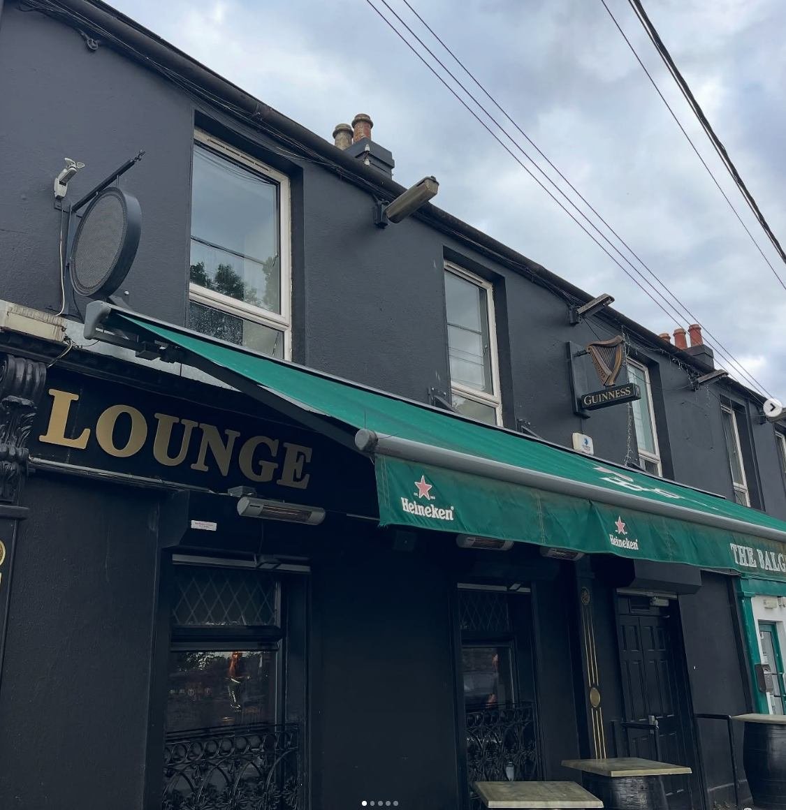 Pub windows and frontage cleaned